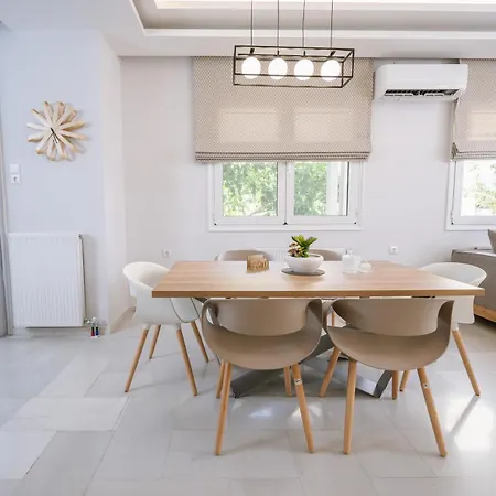 Brand New Family House Est. 2023 아파트