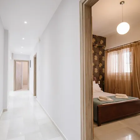 Brand New Family House Est. 2023 아파트 *
