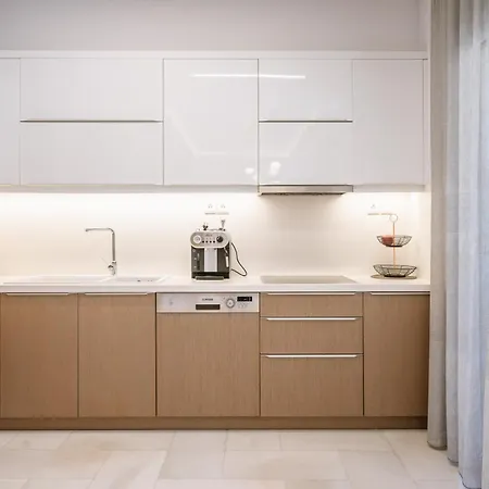 Brand New Family House Est. 2023 아파트