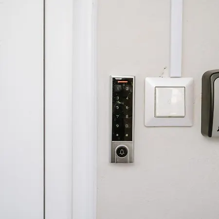 Brand New Family House Est. 2023 아파트
